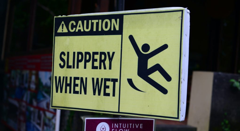 Tips-for-Safe-Slip-and-Fall-Injury-Lawyer-Practices-to-Avoid-a-Lawsuit-on-pinnacleweekly Tips-for-Safe-Slip-and-Fall-Injury-Lawyer-Practices-to-Avoid-a-Lawsuit-on-pinnacleweekly